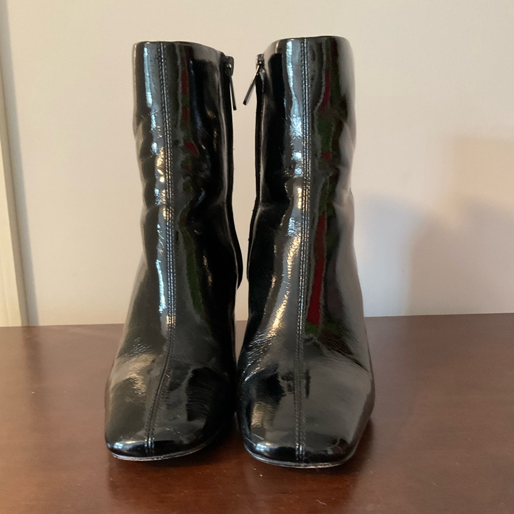Sam Edelman Black Patent Leather Ankle Boots 7